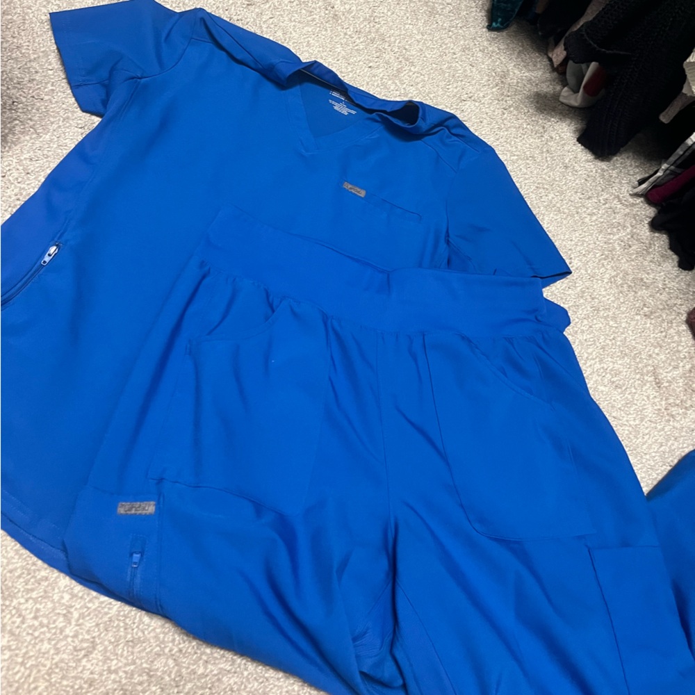 Royal blue scrub set